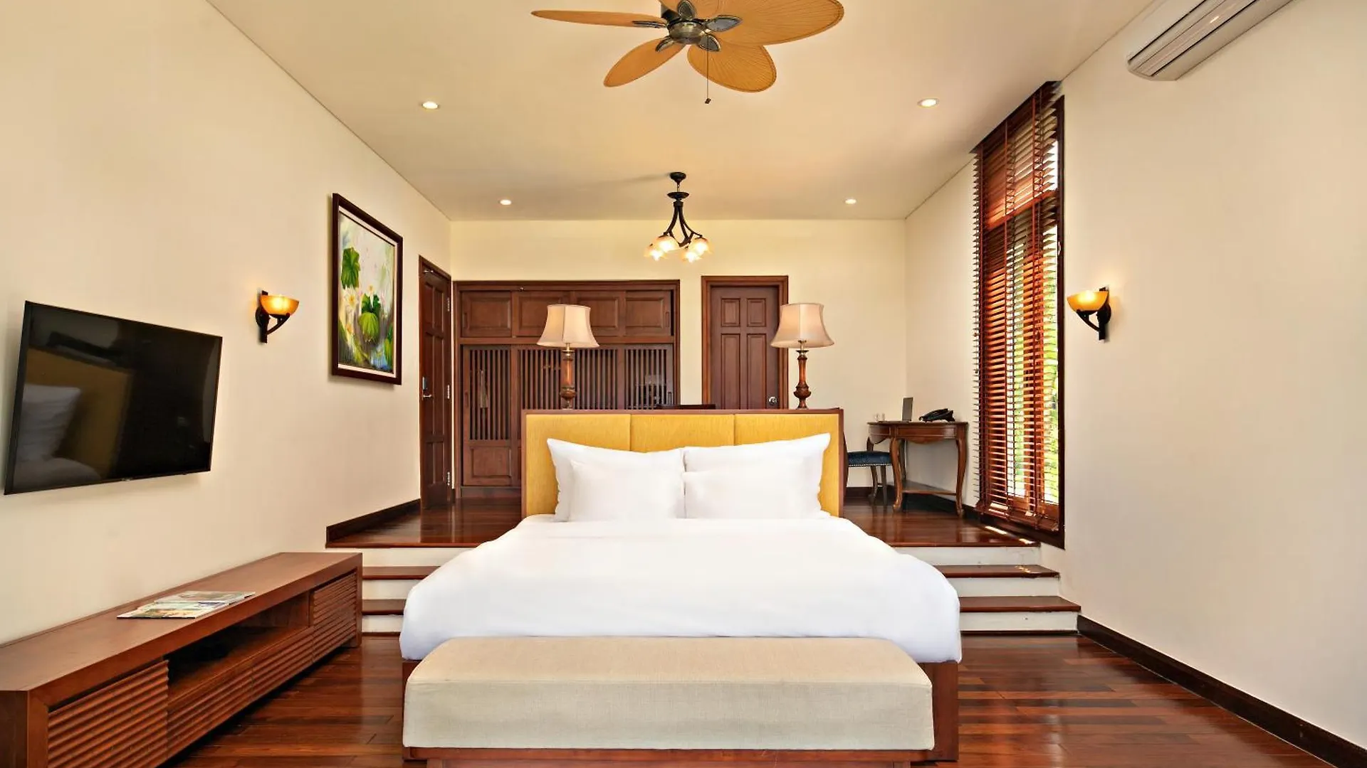 Da Nang Beach Villa Resort Da Nang