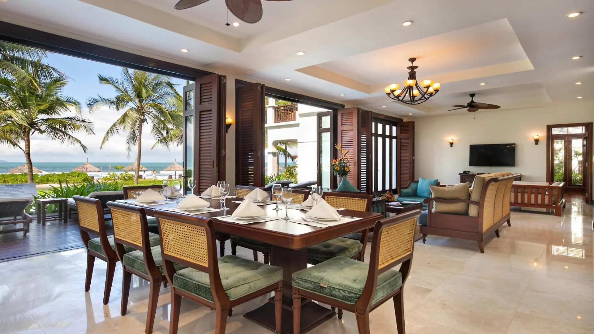 Da Nang Beach Villa Resort