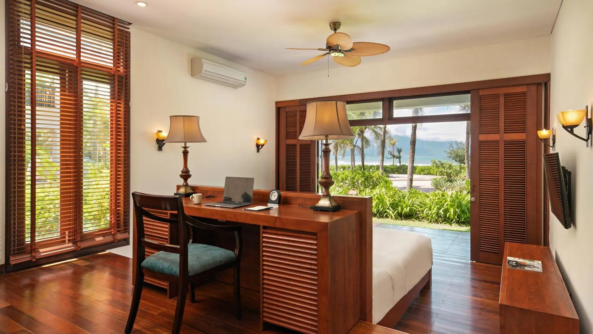 Da Nang Beach Villa Resort Vietnam