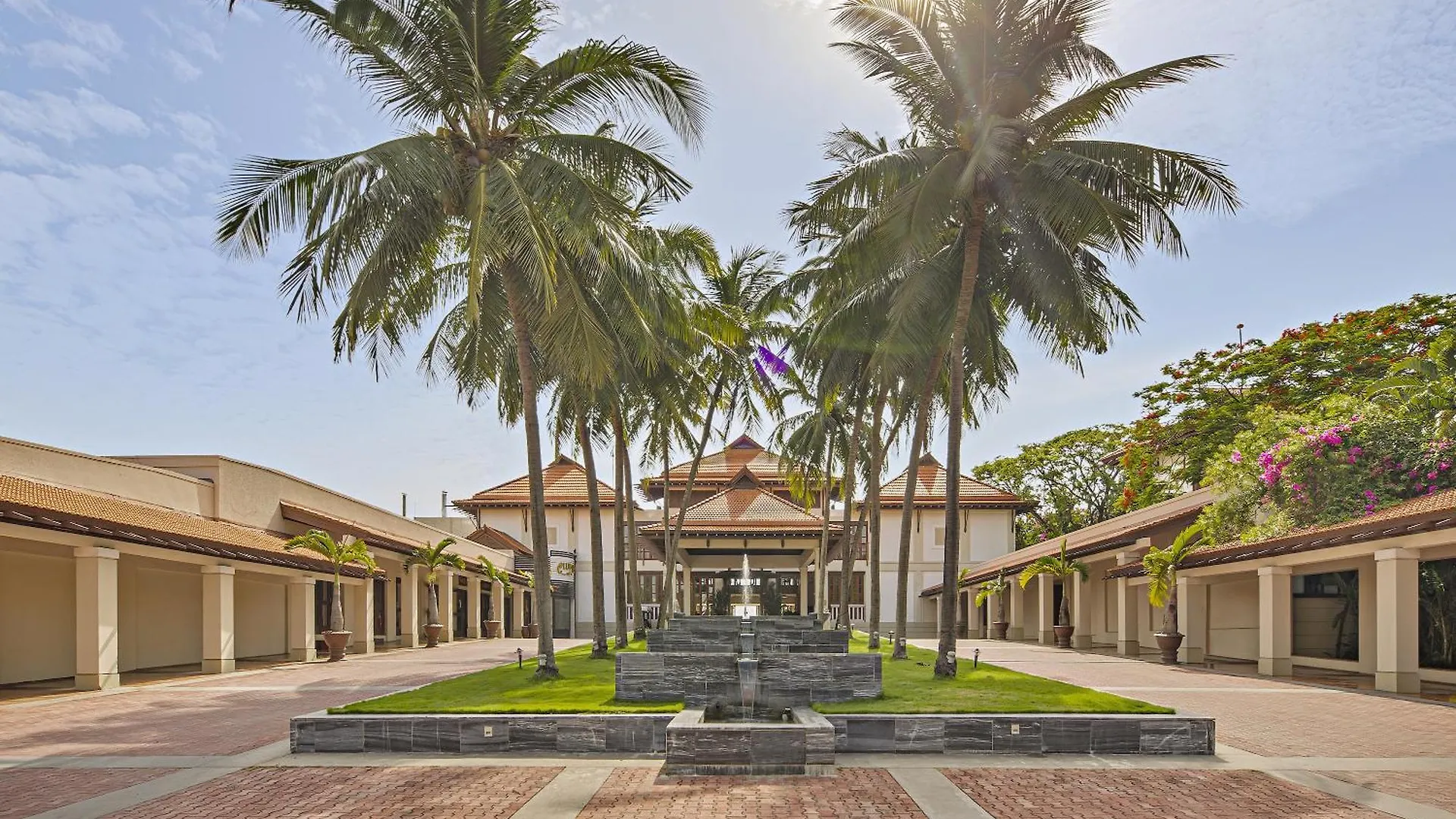Da Nang Beach Villa Resort
