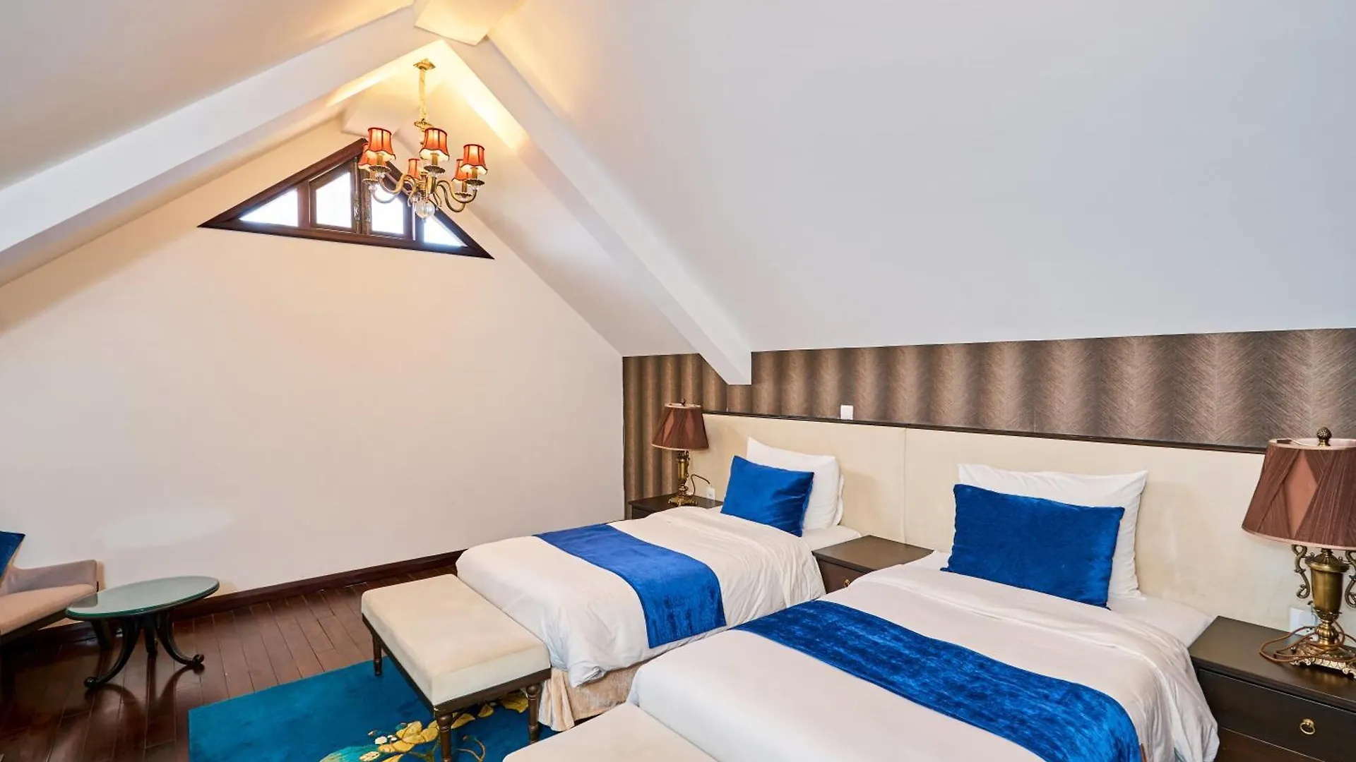 Da Nang Beach Villa Resort  Da Nang