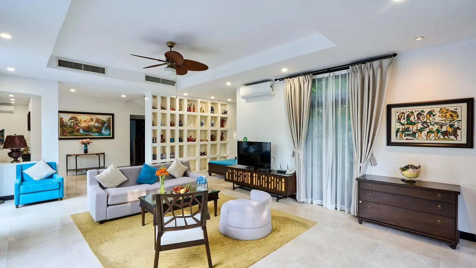 Da Nang Beach Villa Resort Vietnam